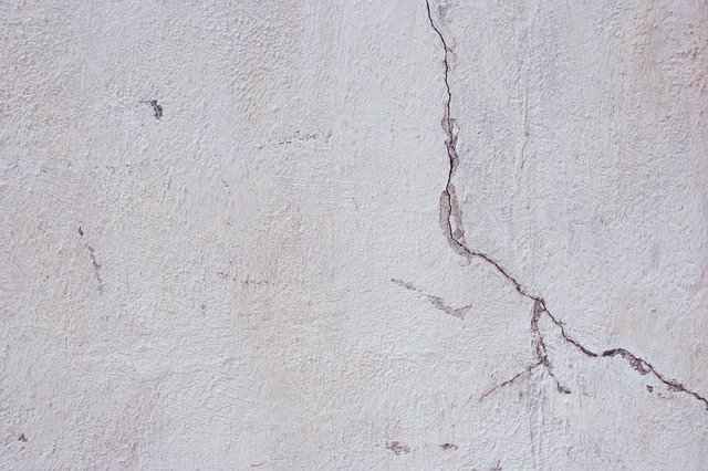 Cracks in walls