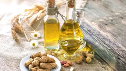 is peanut oil healthy
